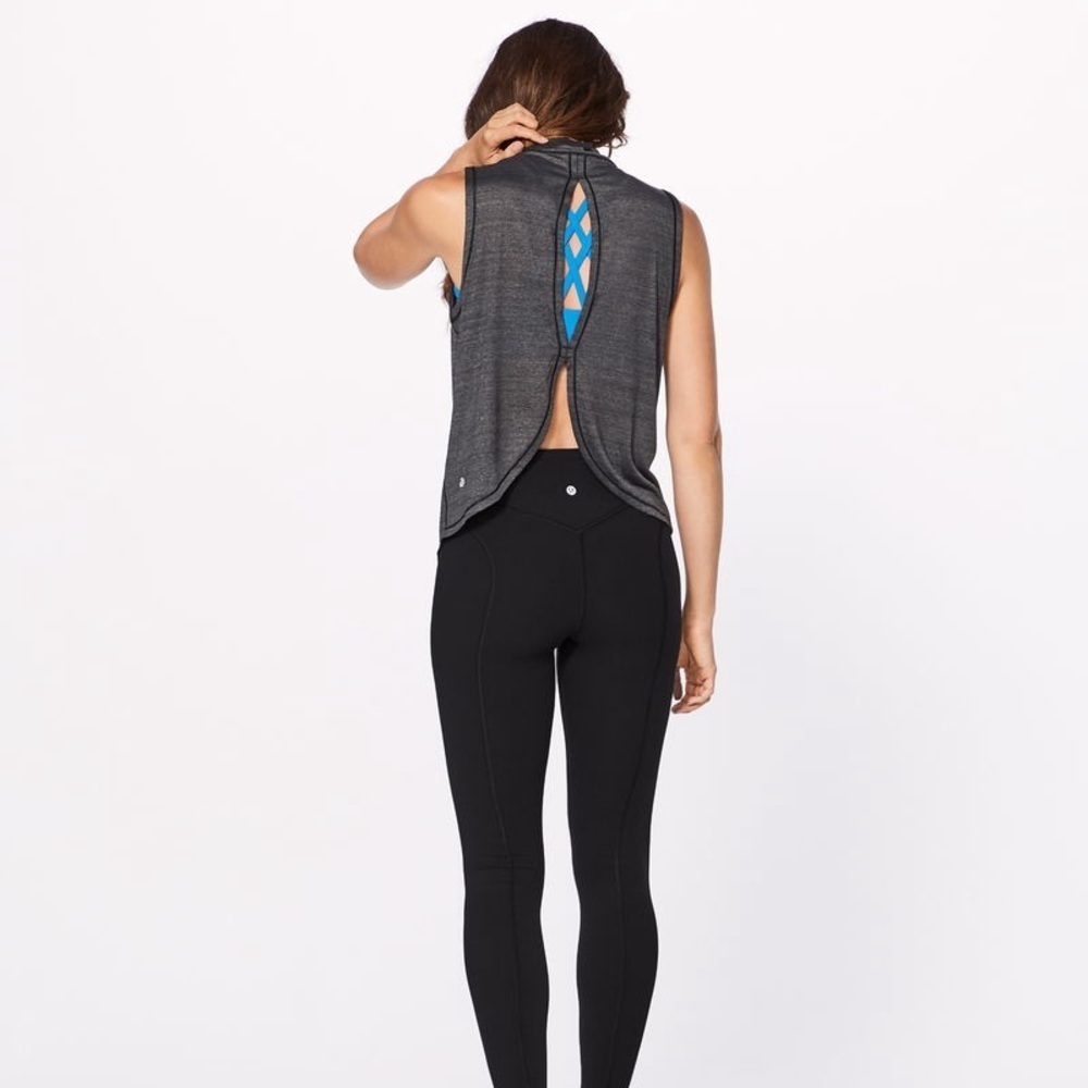Lululemon Twist & Reach Mock Neck Tank